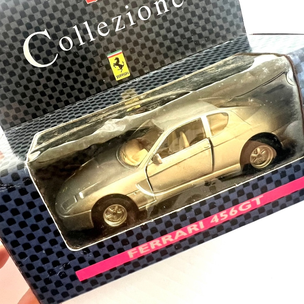 Model Car Scale 1:43 Shell International Collezione Ferrari 456GT Silver DieCast